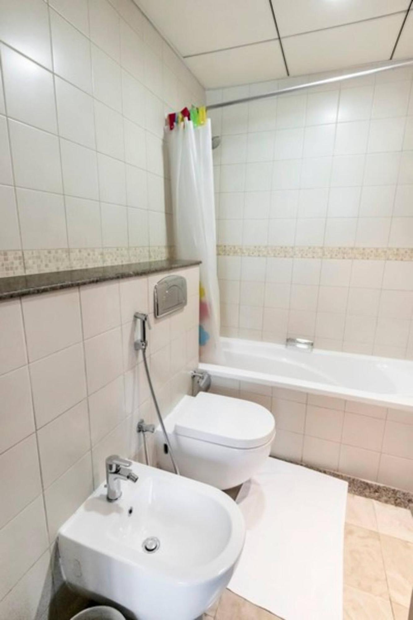 Luxurious 1 Bedroom Apartment In The Dubai Marina! 외부 사진